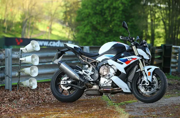 BMW S 1000 R Image 02